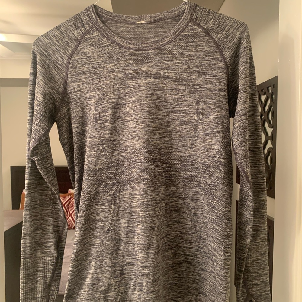 Lululemon Swiftly Long Sleeve Size 10 EUC Heathered Cadet Blue